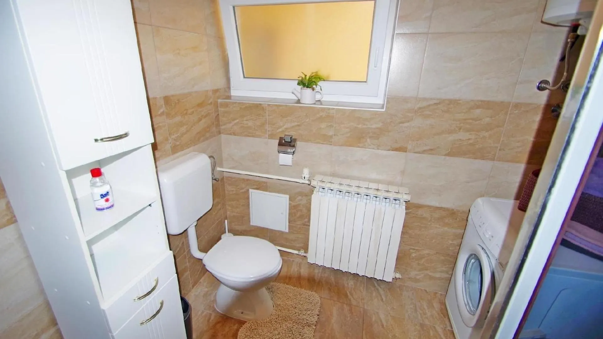 Geraeumige Ferienwohnung In Pula Mit Gemeinsamem Garten